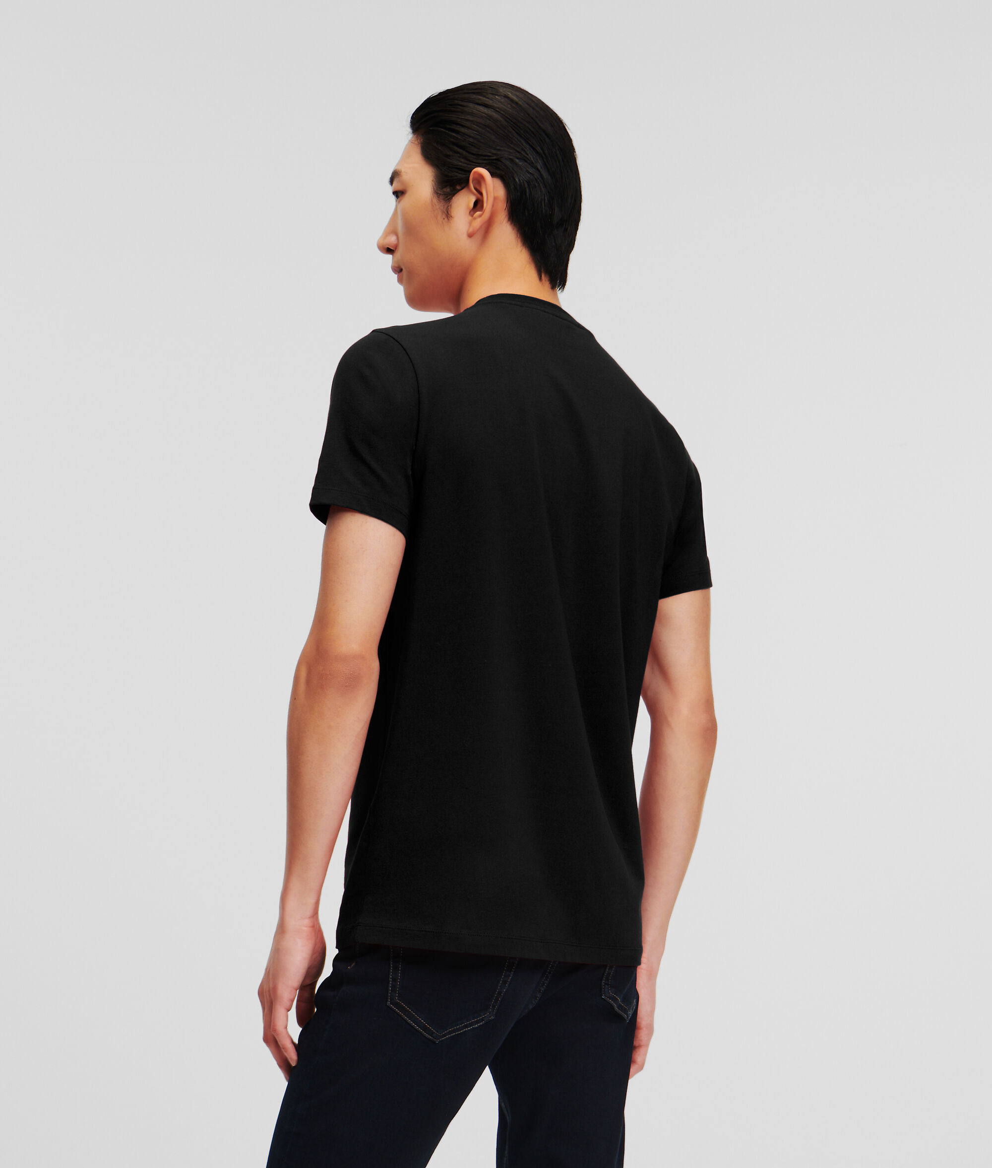 (image for) Classic ROUND-NECK T-SHIRT